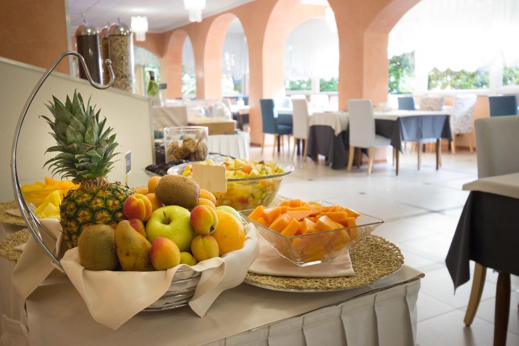 Hotel Al Cigno Λινιάνο Σαμπιαντόρο Εξωτερικό φωτογραφία