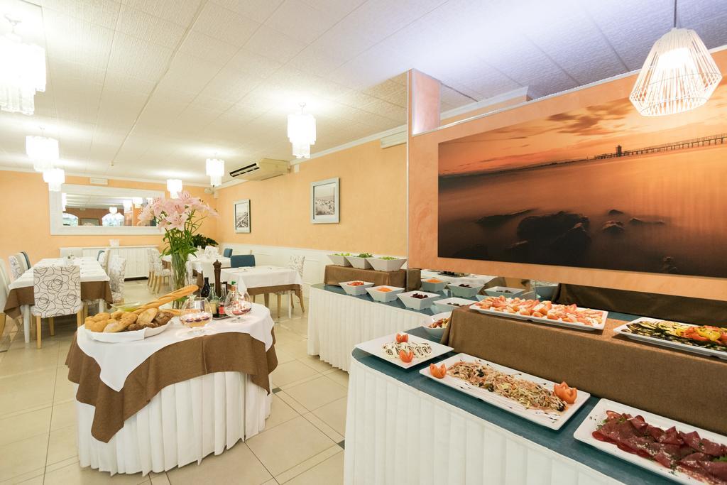 Hotel Al Cigno Λινιάνο Σαμπιαντόρο Εξωτερικό φωτογραφία
